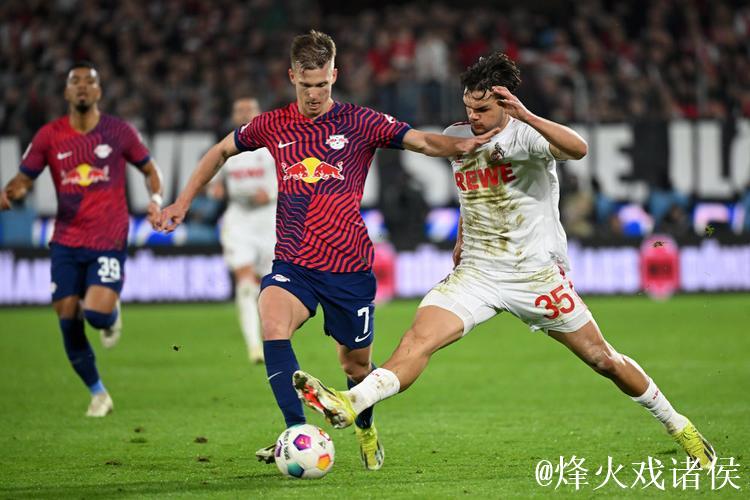 莱比锡3-1击败马格德堡晋级,鲍姆加特纳双响。 莱比锡3-1击败马格德堡晋级,鲍姆加特纳双响。