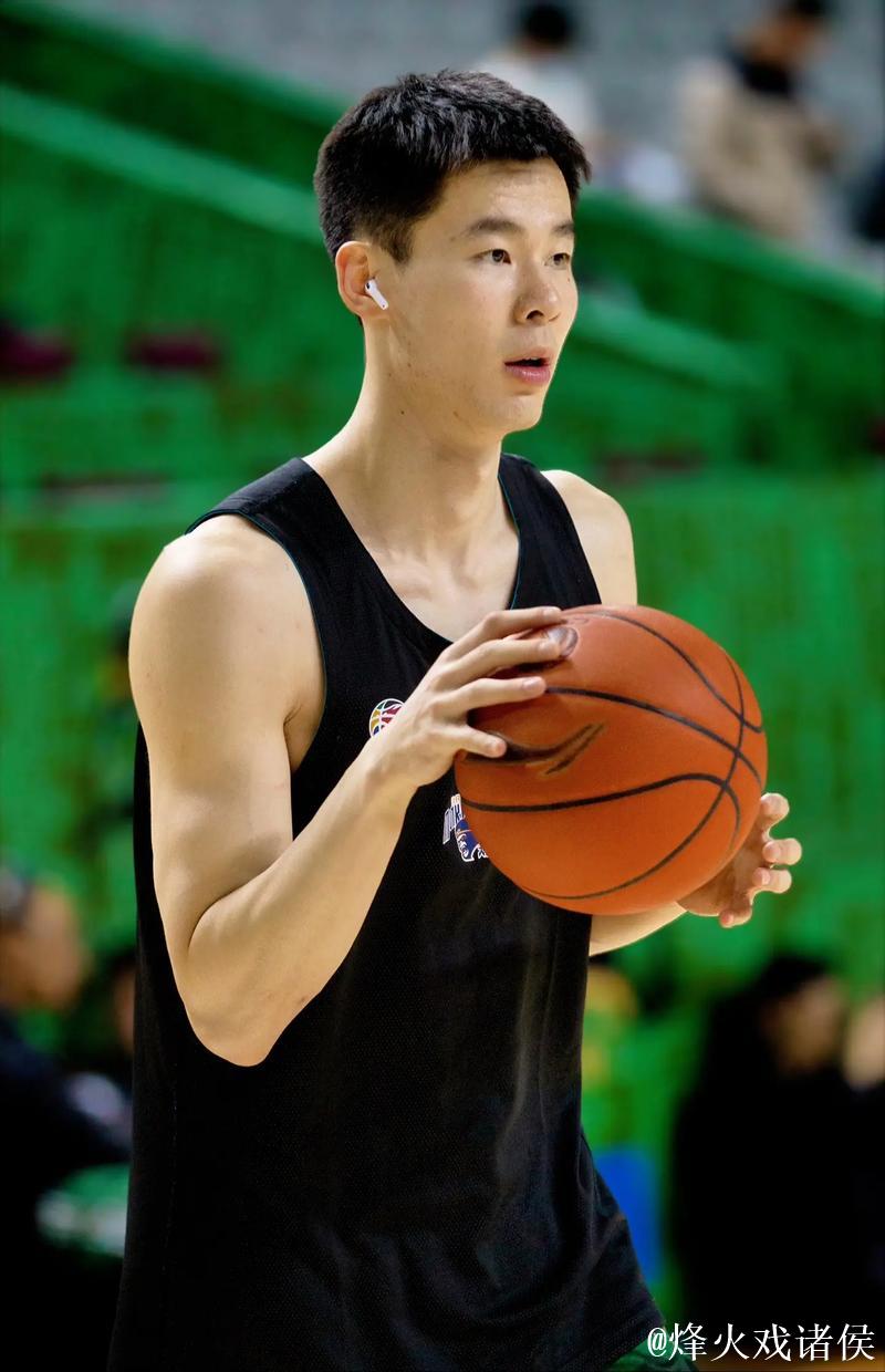 CBA-郭昊文23+6+8空砍 辽宁力克南京